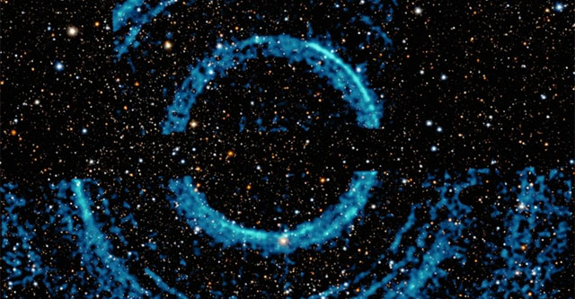 Khám Phá Vòng Sáng Kỳ Lạ Xung Quanh Hố Đen Từ NASA