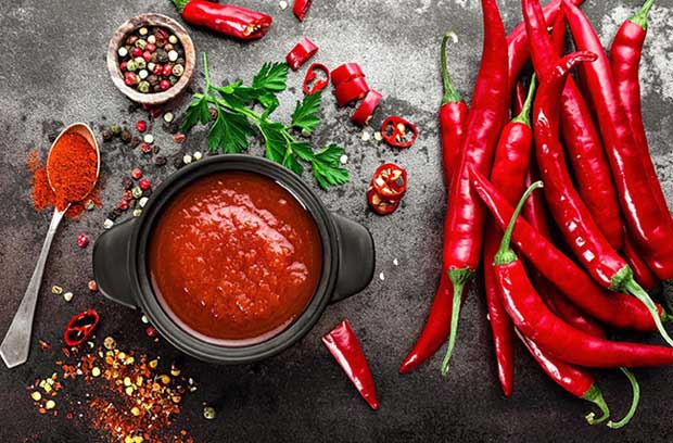 Ớt giúp làm ấm cơ thể và thúc đẩy tuần hoàn máu.